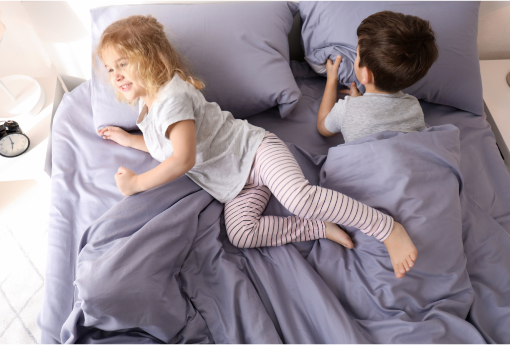 Découvrez pourquoi votre fils est agité la nuit et comment l'apaiser